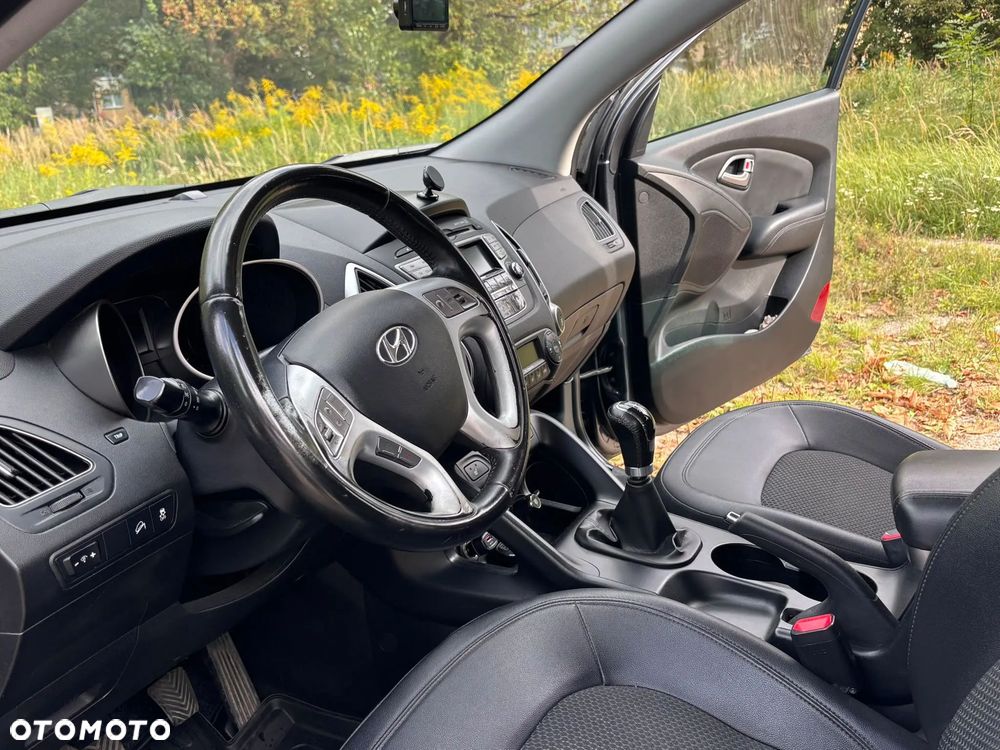 Hyundai Ix35 2011 photo 2