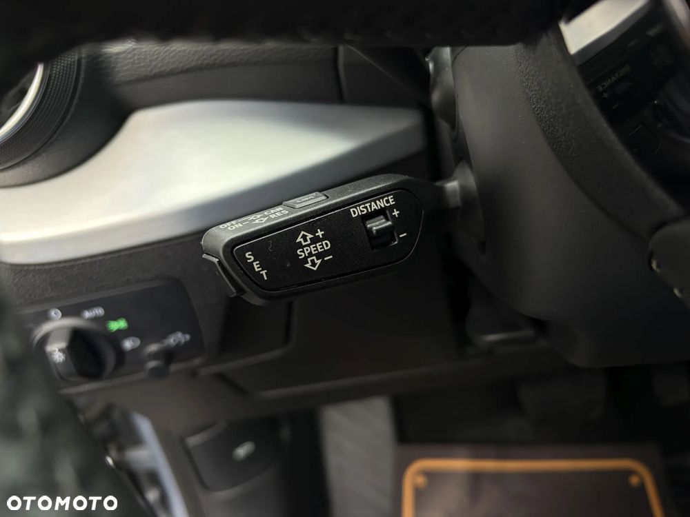 Audi Q2 35 TDI S tronic - 25