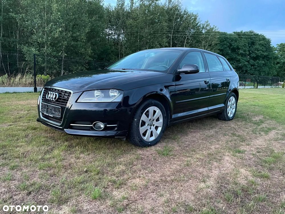 Audi A3 Sportback 2.0 TDI DPF Ambiente - 9