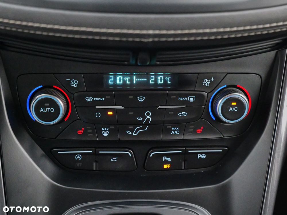 Ford Kuga 2.0 TDCi 4x4 Vignale - 19