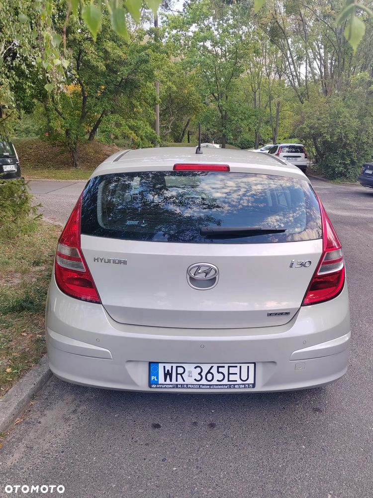 Hyundai I30 2009 photo 2