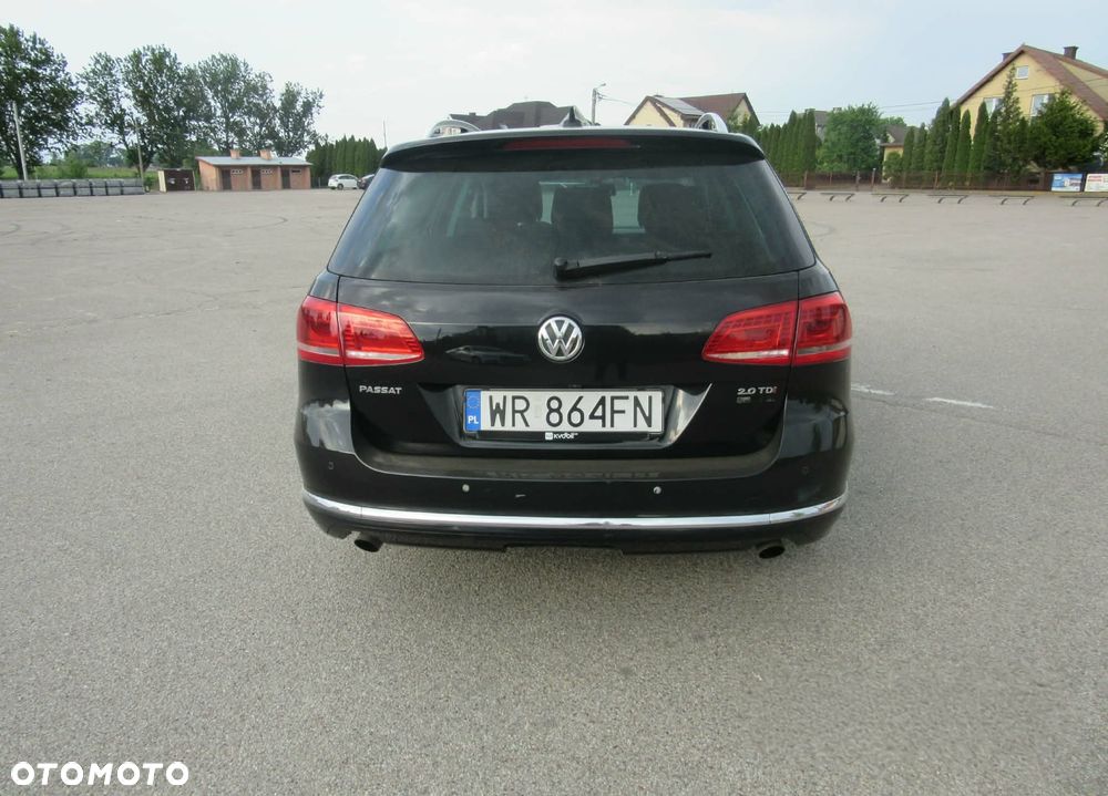 Volkswagen Passat 2.0 TDI 4Motion DSG BlueMotion Tech Highline - 11