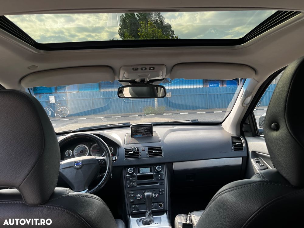 Volvo XC 90 D5 AWD Geartonic Executive - 12