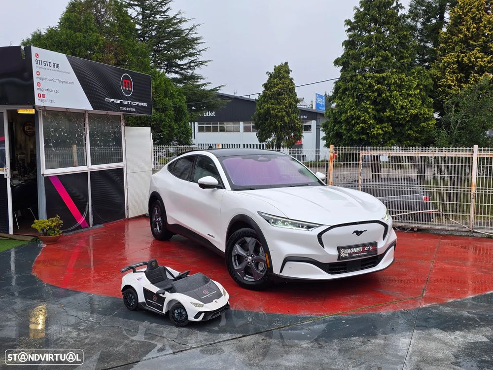 Ford Mustang Mach-E Standard - 1