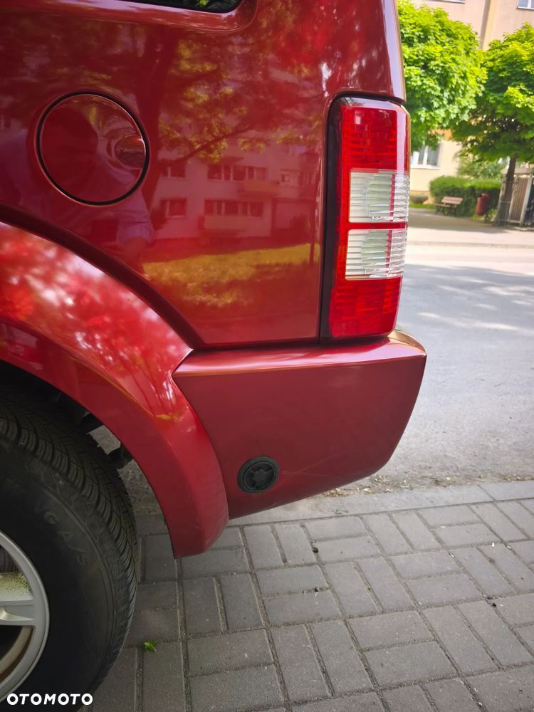 Dodge Nitro - 8