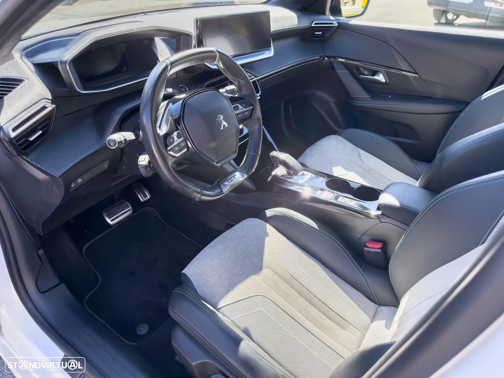 Peugeot e-208 GT Pack - 7
