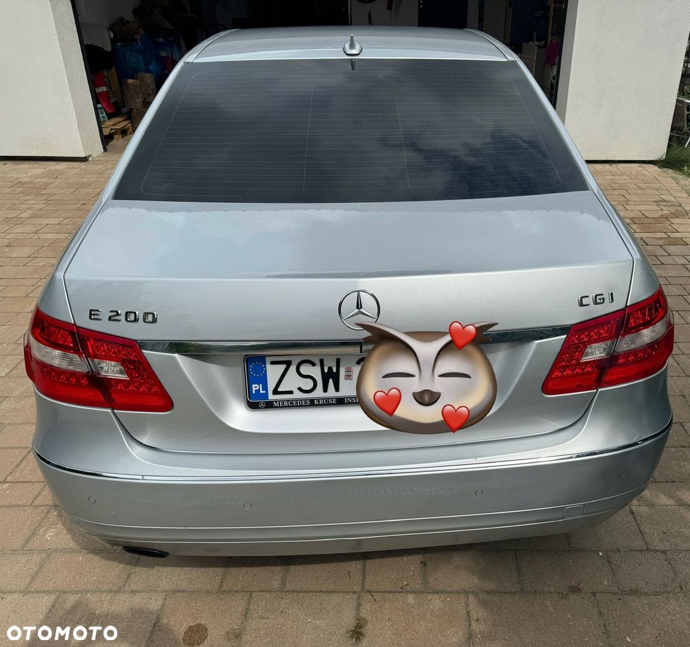 Mercedes-Benz Klasa E 200 CGI BlueEFFICIENCY 7G-TRONIC Avantgarde - 6