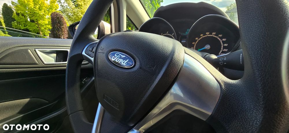 Ford Fiesta 1.25 SYNC Edition - 14