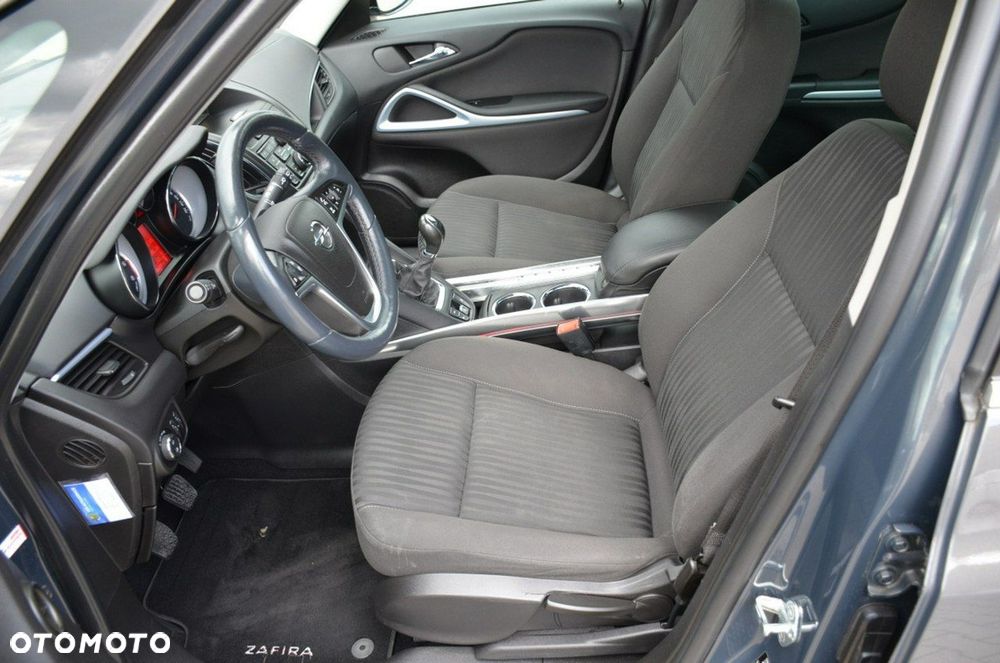 Opel Zafira - 21