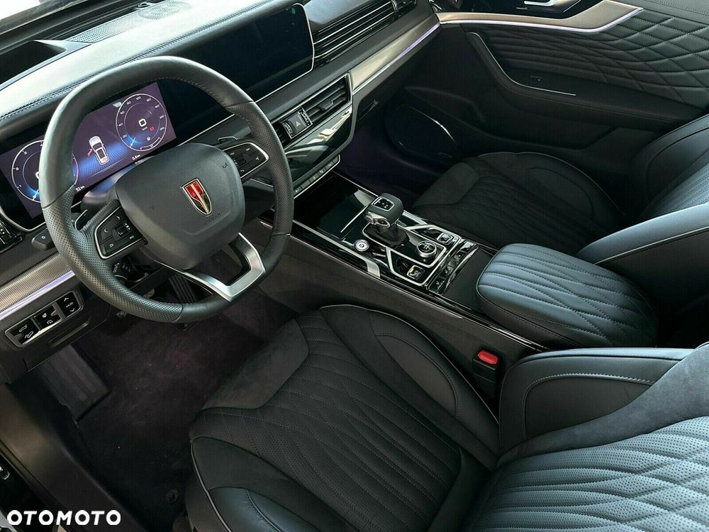 Hongqi HS5 - 10