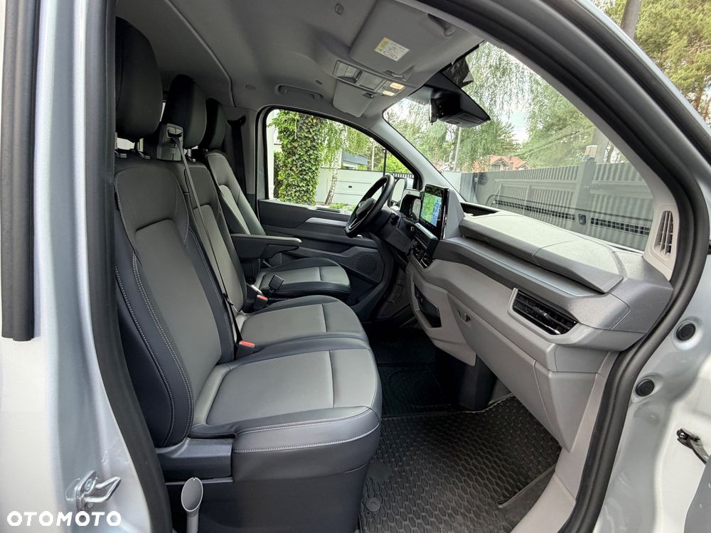 Volkswagen Caravelle 2.0 TDI L1 - 13