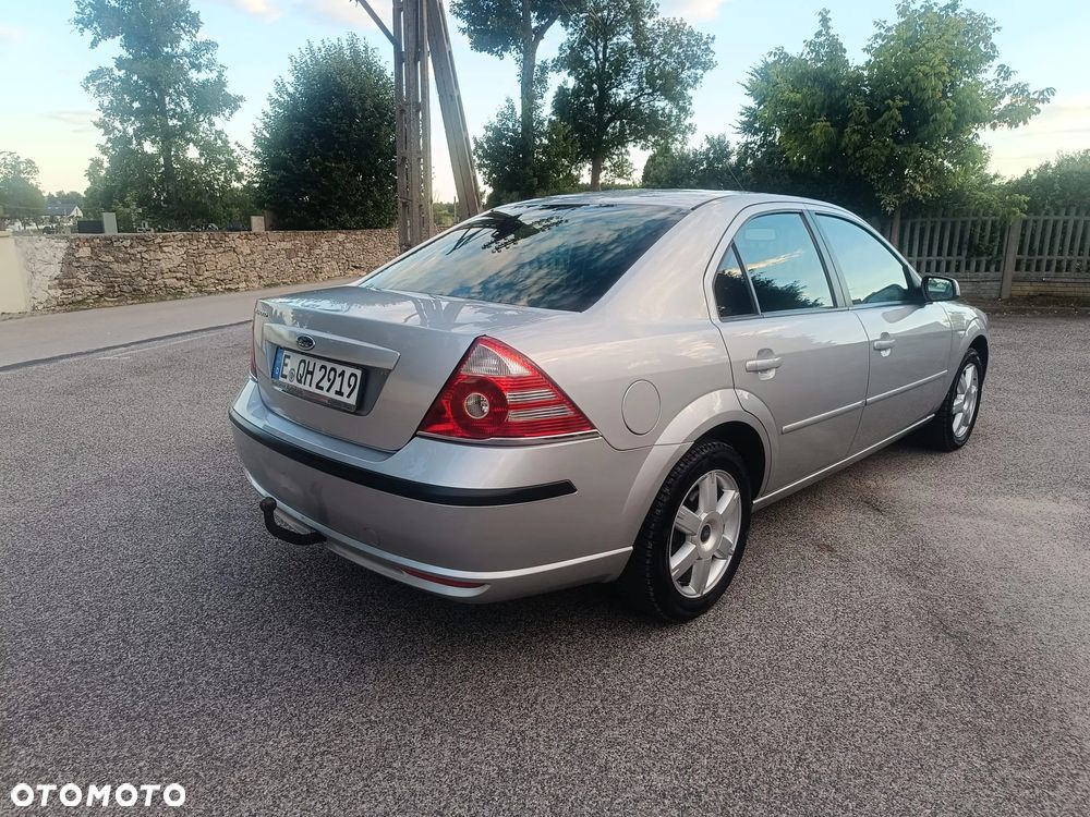 Ford Mondeo - 8