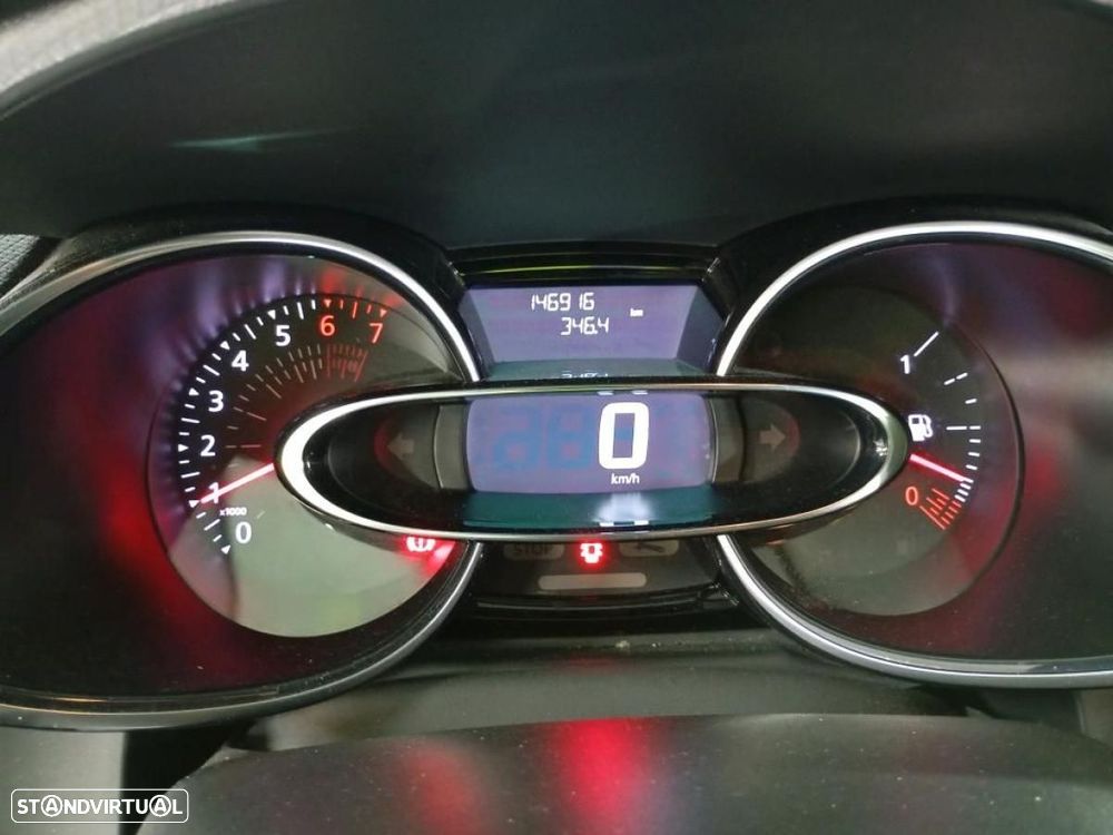 Renault Clio 0.9 TCe Limited Bi-Fuel - 6