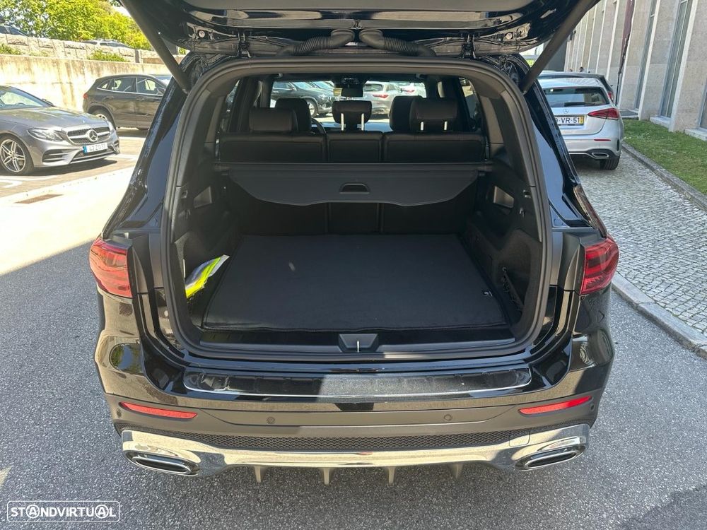 Mercedes-Benz GLB 180 d AMG Line - 13