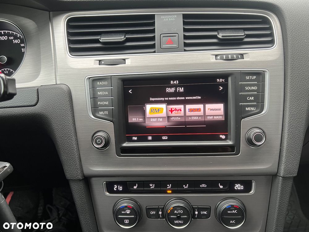 Volkswagen Golf VII 1.6 TDI BMT Comfortline - 17