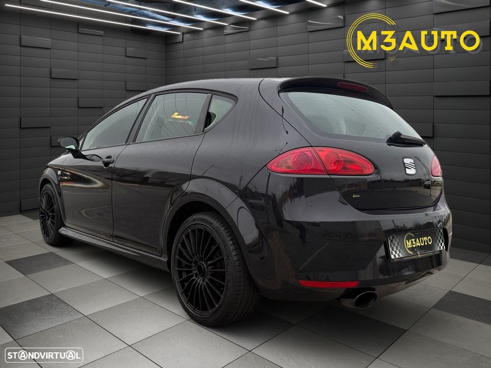 SEAT Leon 2.0 TDI Sport Up DPF - 4