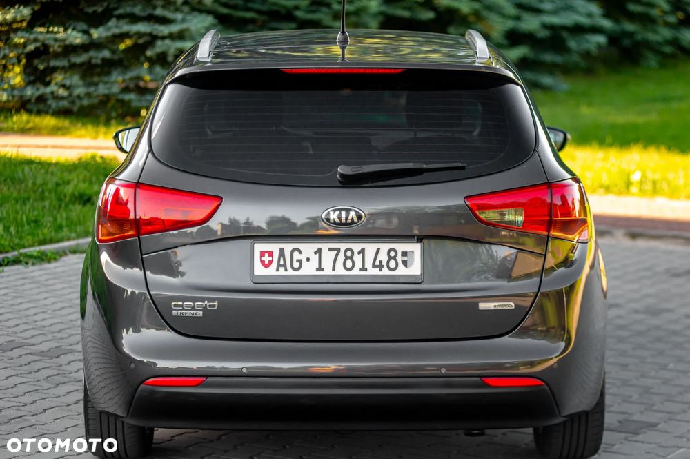 Kia Ceed 1.6 GDI Business Line - 17