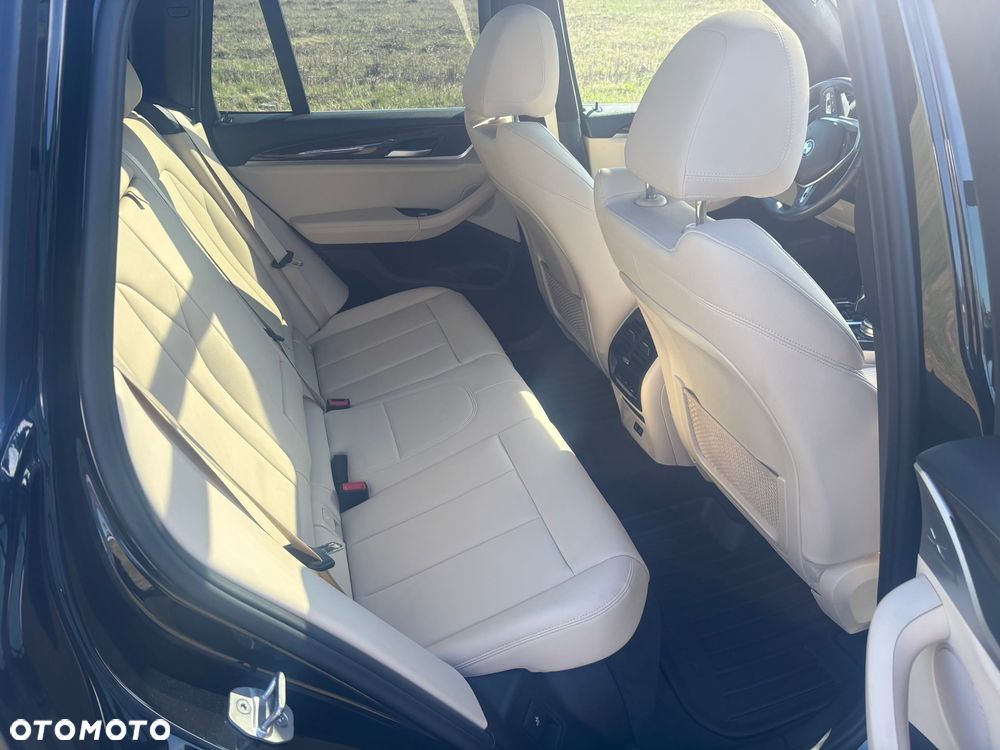BMW X3 xDrive30i xLine - 9