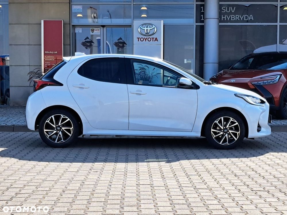 Toyota Yaris - 8