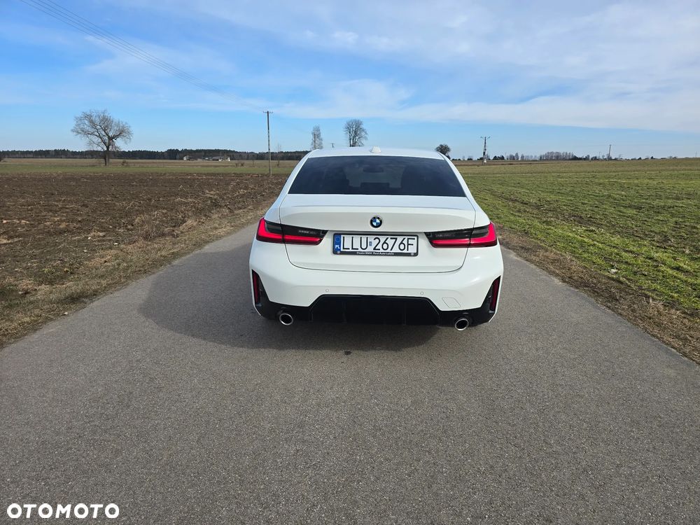 BMW Seria 3 318i M Sport - 10