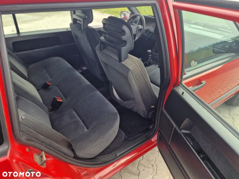 Volvo Seria 900 - 21