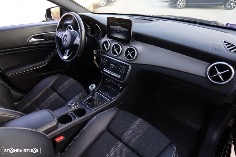 Mercedes-Benz CLA 180 d Urban - 19
