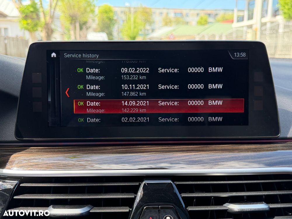 BMW Seria 5 530d xDrive AT - 15