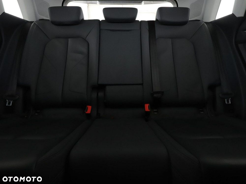 Audi Q3 45 TFSIe S tronic S line - 20