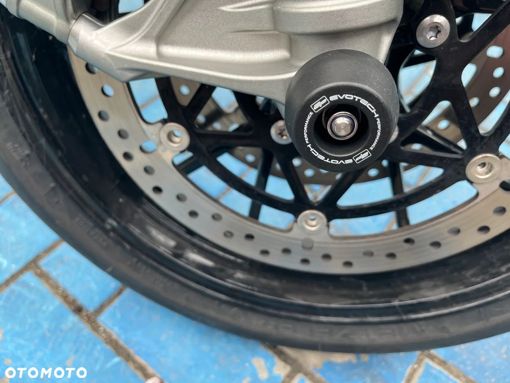 Triumph Speed Triple - 5