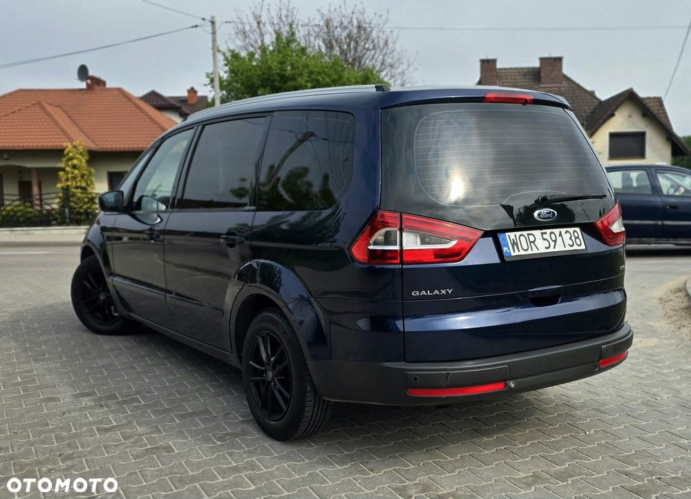 Ford Galaxy - 4