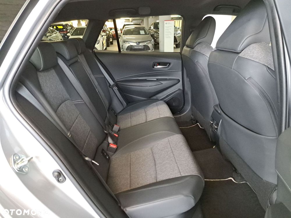 Toyota Corolla 1.8 Hybrid Style - 15