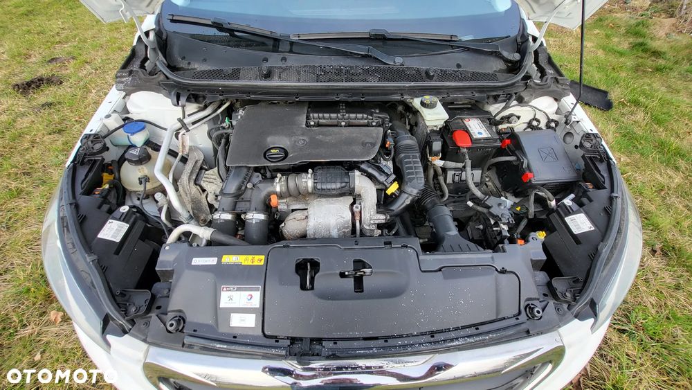 Peugeot 308 - 16