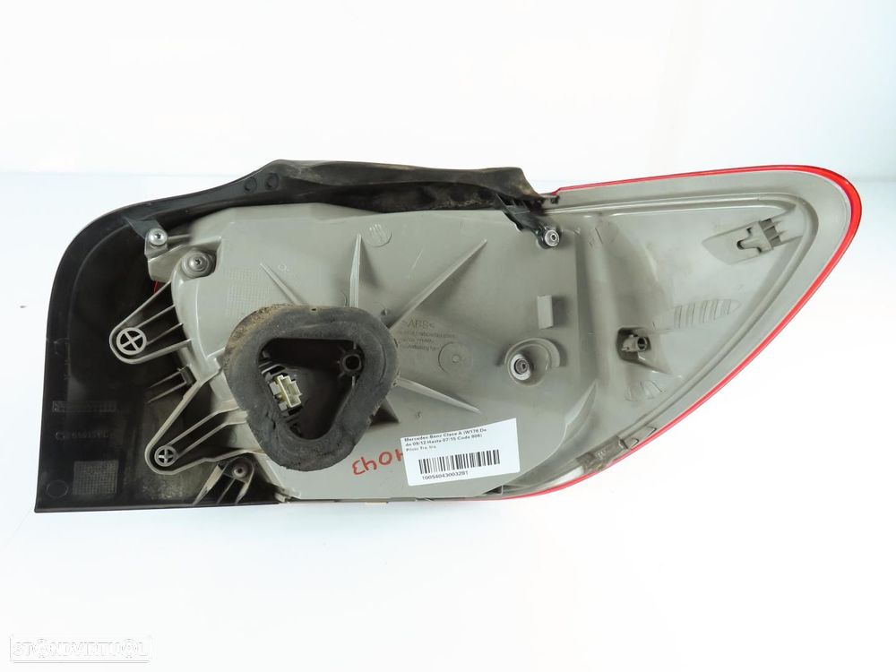 Farolim LED Esquerdo/Trás Usado / Original MERCEDES-BENZ A-CLASS (W176) A1769063... - 2