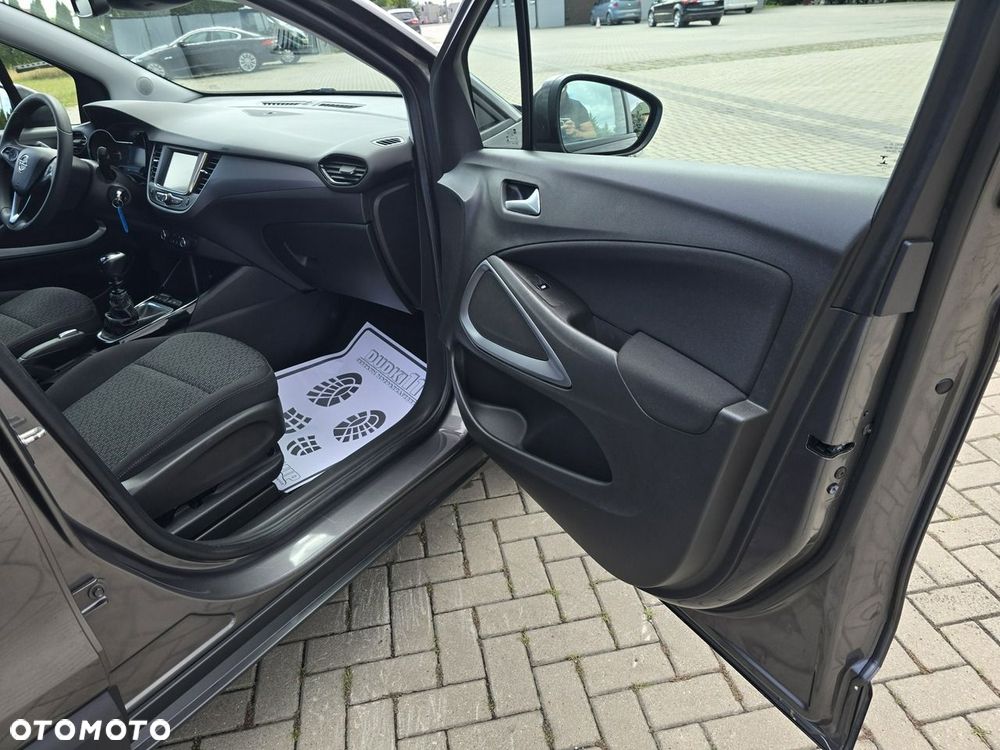 Opel Crossland X - 24