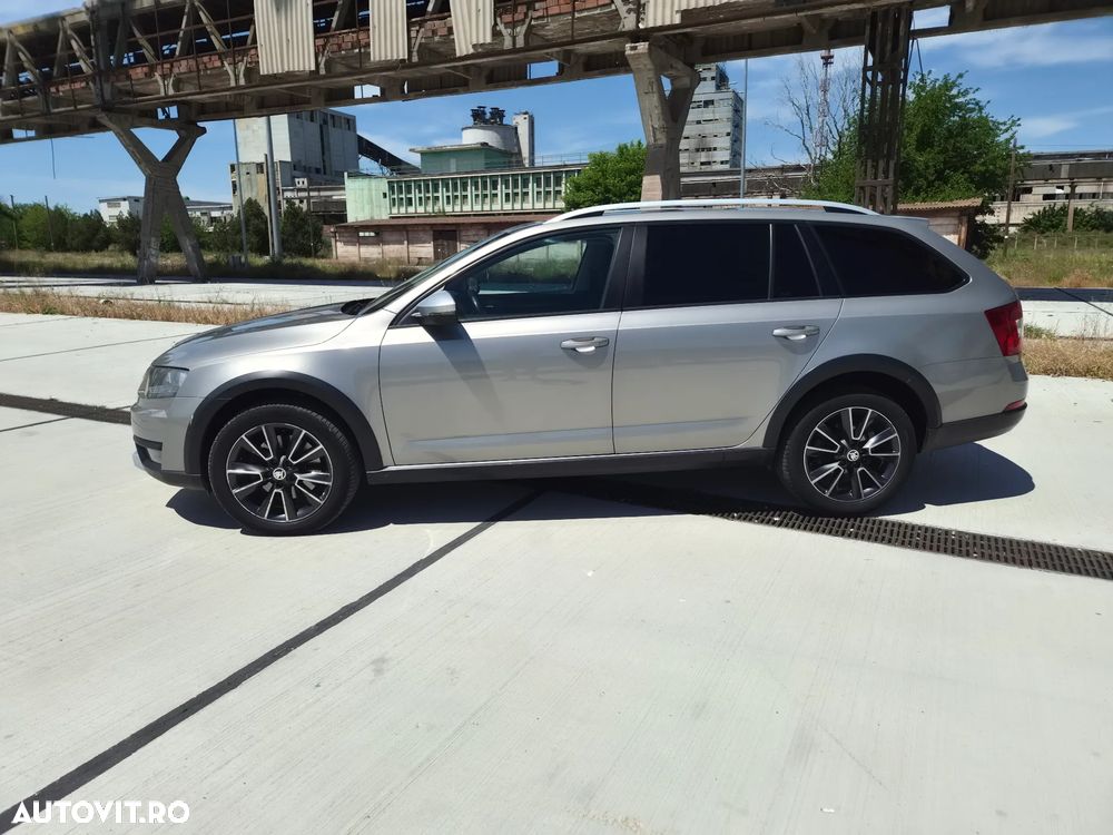 Skoda Octavia 2.0 TDI 4x4 DSG Scout - 3