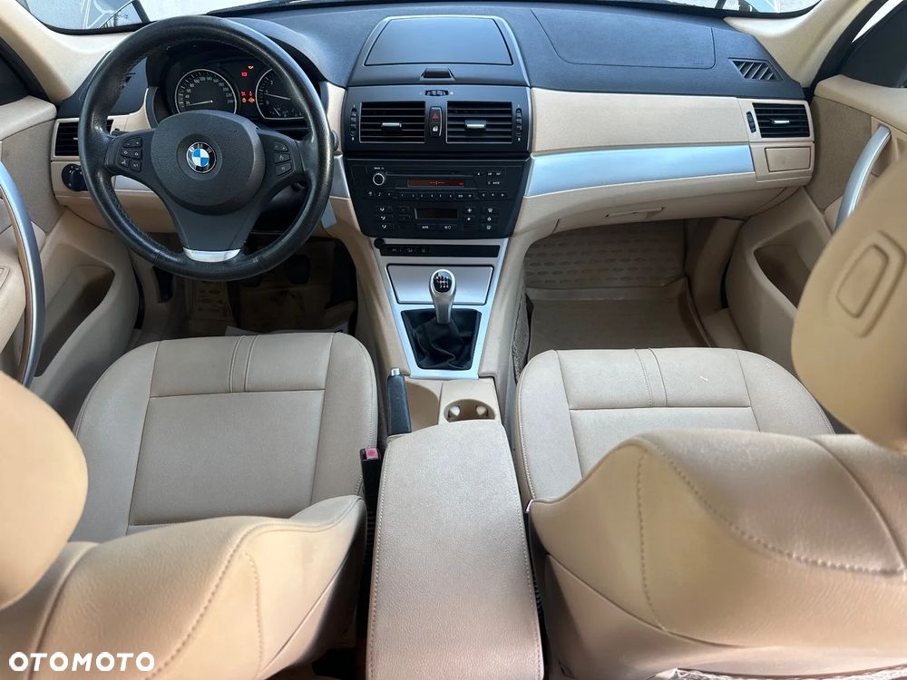 BMW X3 2.0i - 16