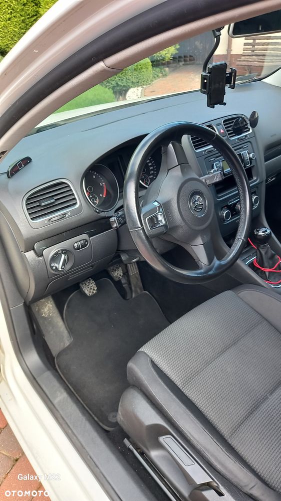 Volkswagen Golf 1.6 TDI BlueMot Comfortline - 11
