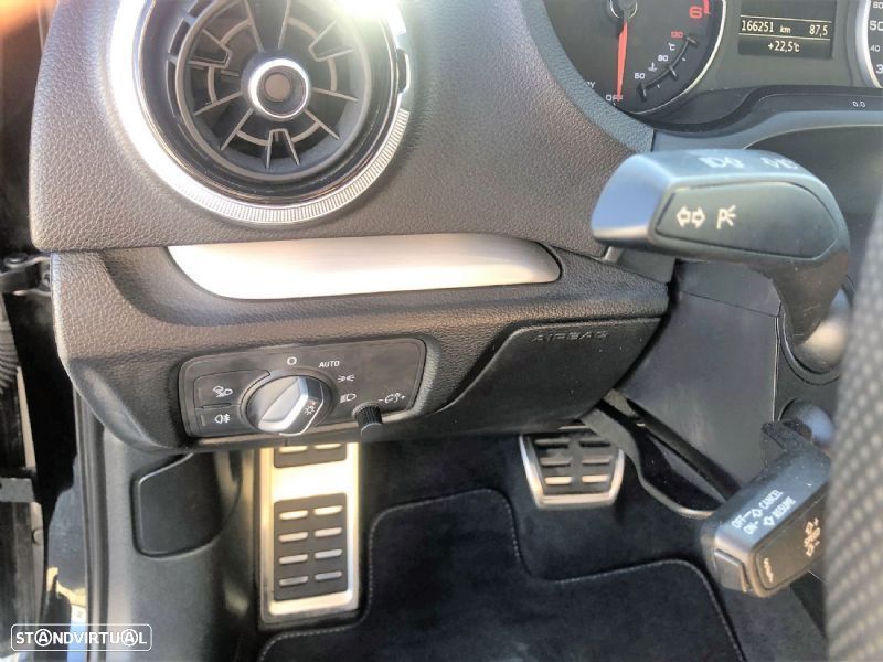 Audi A3 Sportback 1.6 TDI S-line S tronic - 13