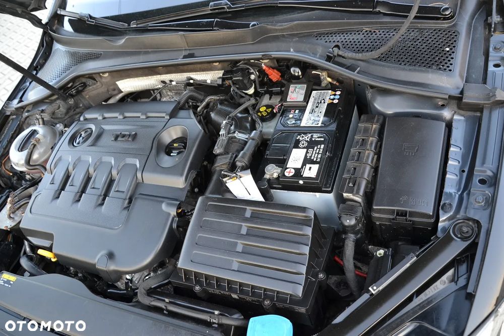 Volkswagen Golf Variant 1.6 TDI BMT Highline DSG - 35