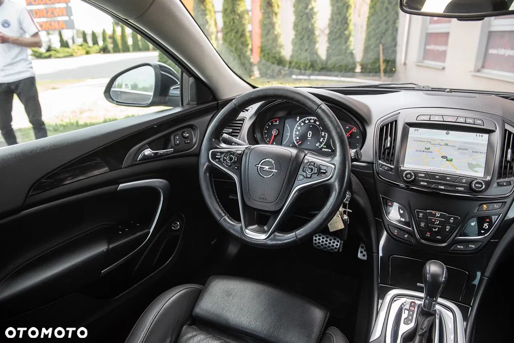 Opel Insignia 2.0 T Cosmo 4x4 EU6 - 30