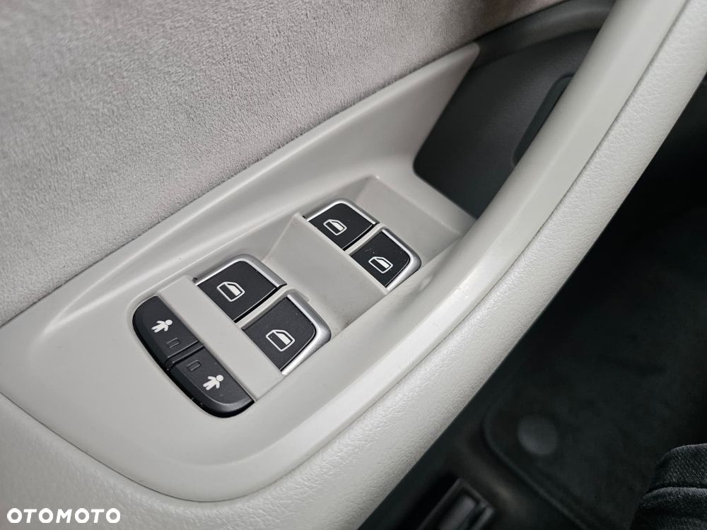 Audi A6 Avant - 25