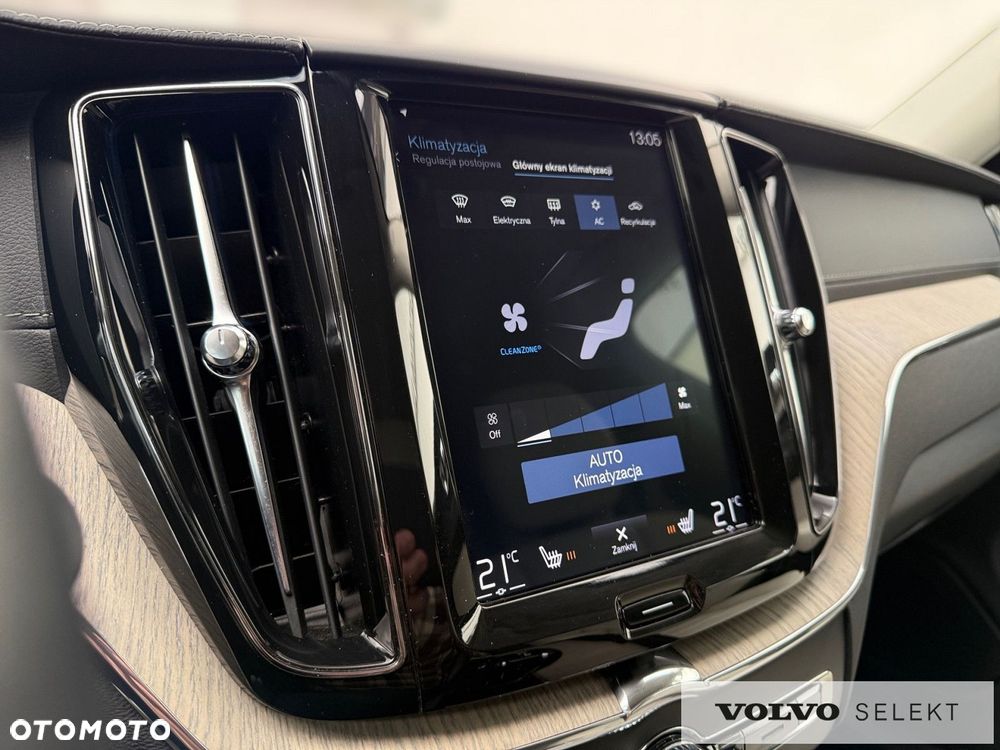 Volvo XC 60 - 22