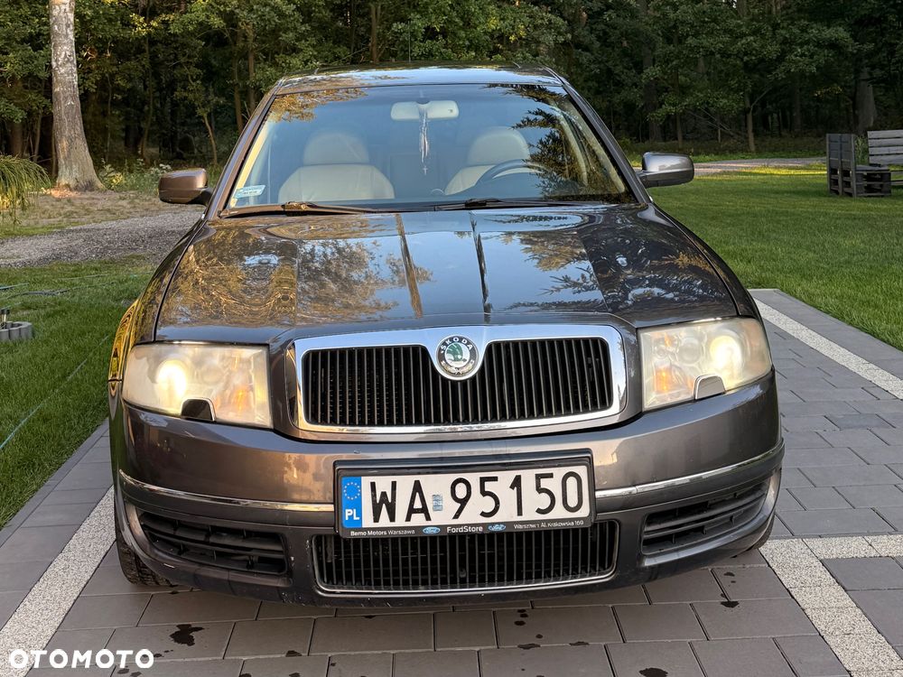 Skoda Superb - 1