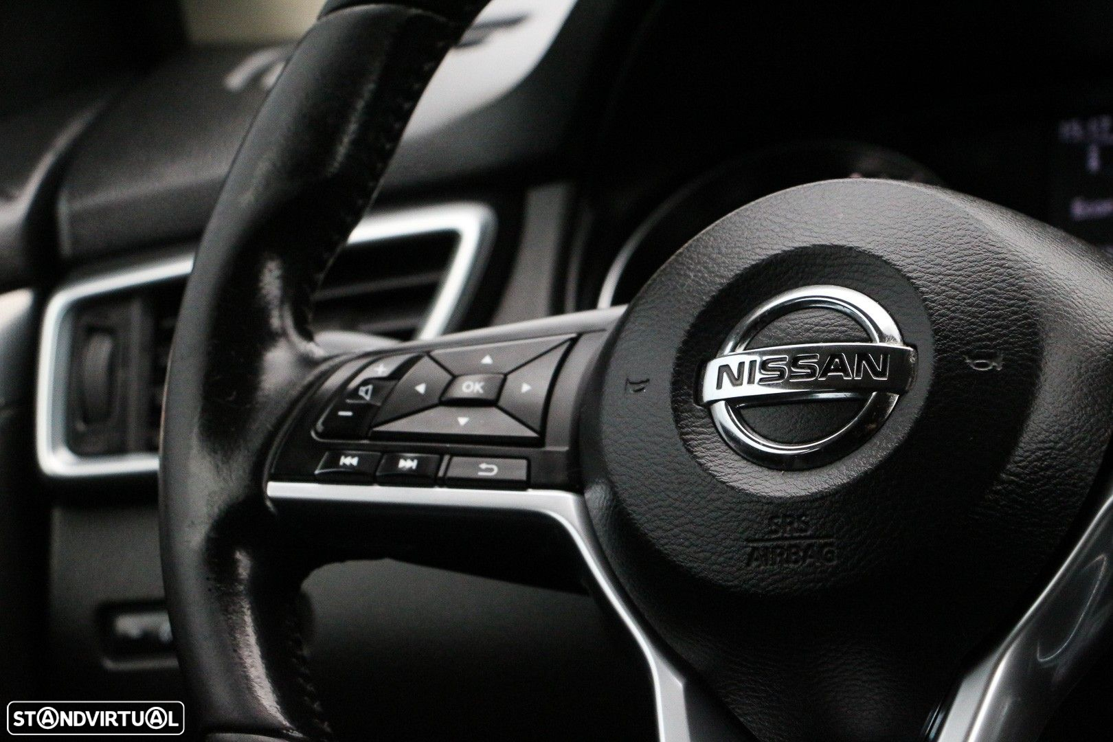 Nissan Qashqai 1.5 dCi N-Connecta - 17