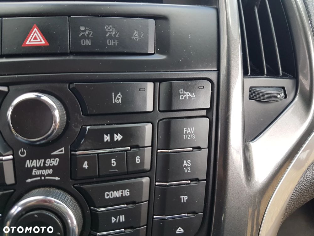 Opel Astra 2.0 CDTI DPF SportsTourer Exklusiv - 28