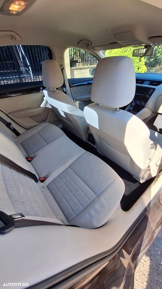 Skoda Octavia - 8