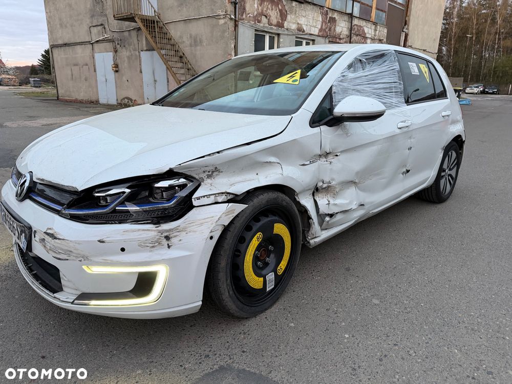 Volkswagen Golf e-Golf - 2