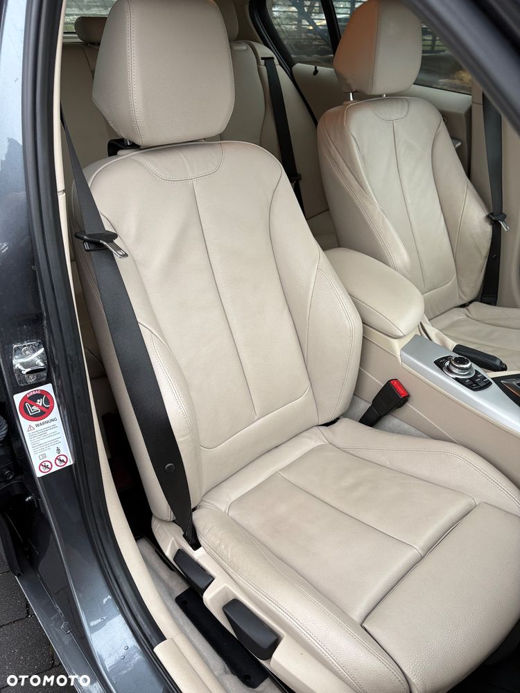 BMW Seria 1 118i - 15