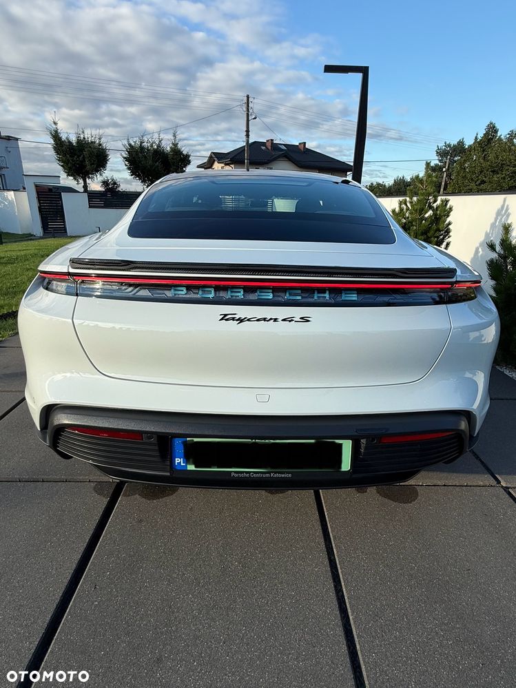 Porsche Taycan 4S Performance Plus - 2