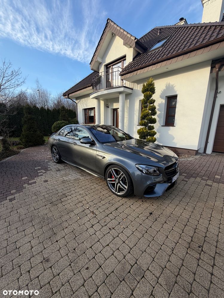 Mercedes-Benz Klasa E AMG 63 S 4-Matic+ - 2
